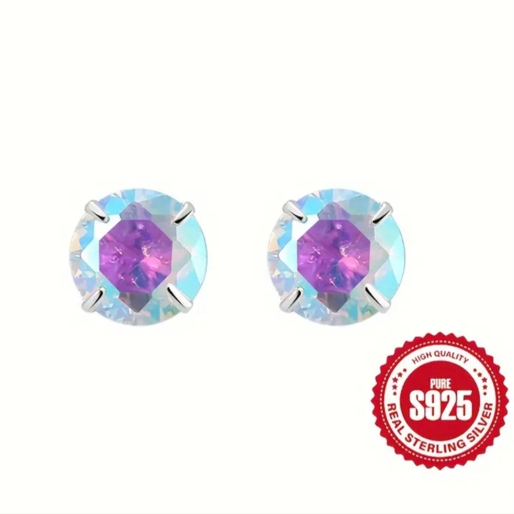 Earrings - Picture 1 of 4